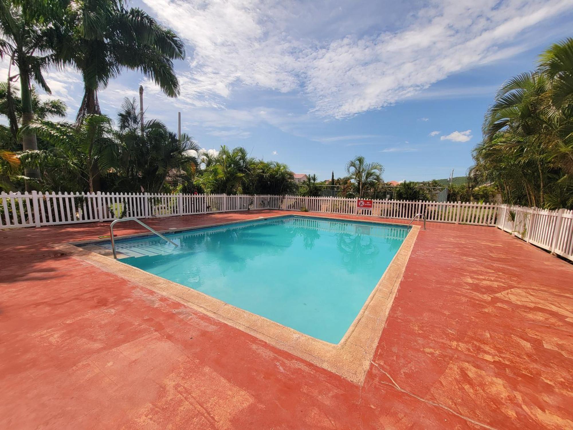 Comfortable Strategic Lodging Quarters Spanish Town Esterno foto